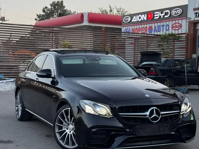 Mercedes-Benz E class