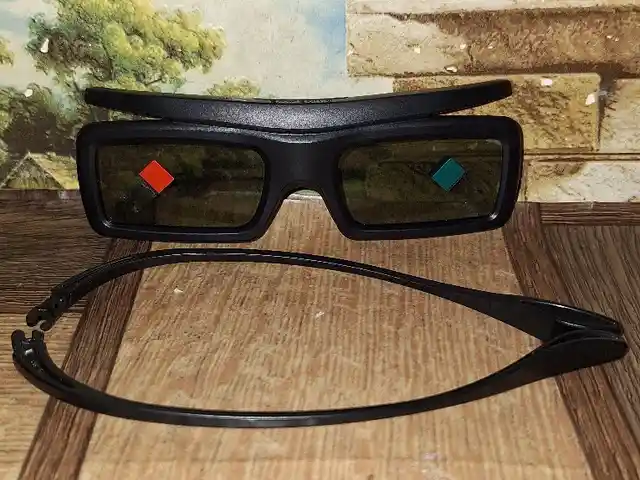3-D очки Samsung, Душанбе