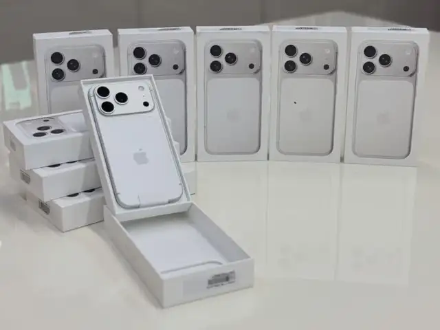 Apple iPhone Xr, 256 gb, Product Red, в корпусе iPhone 17, Хуҷанд
