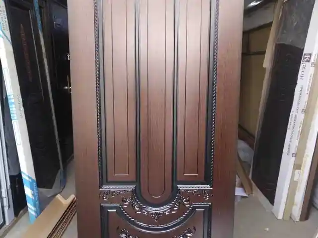 Дверь, Душанбе