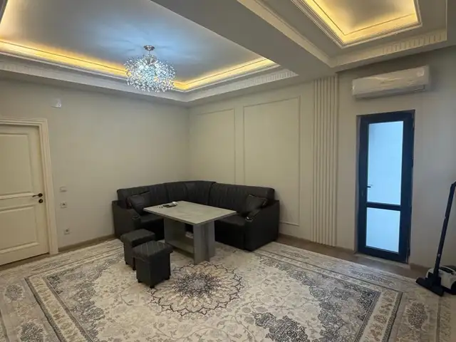 2-комн. квартира, 6 этаж, 75м², 20мкр, Хуҷанд
