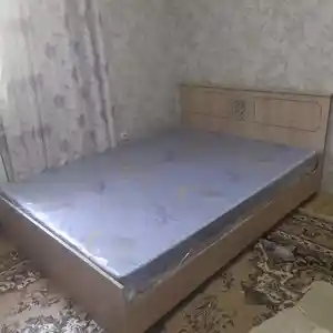Двуспальная кровать, Душанбе
