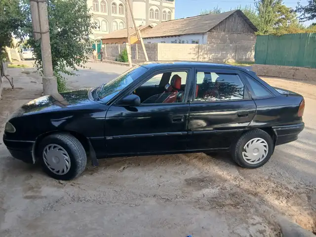 Opel Astra F