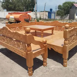 Тапчан с стол и стулья, Исфара