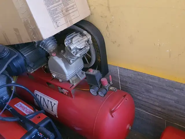 Компрессор 100л, Худжанд