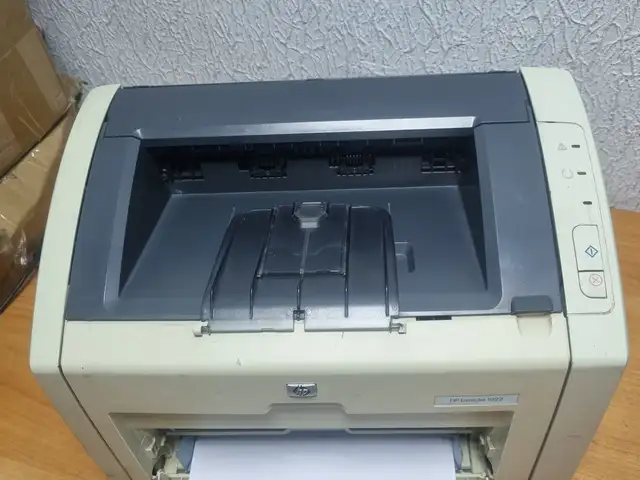 Принтер HP LJ 1022 одиночный, Худжанд