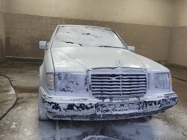 Mercedes-Benz W124