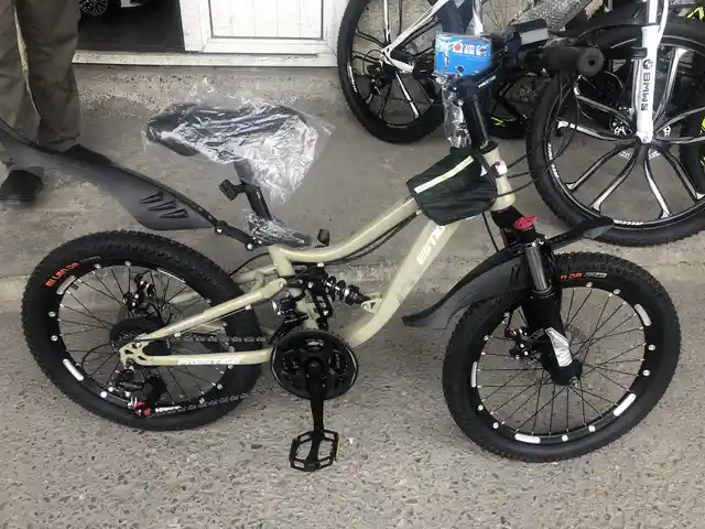 Велосипед R20, Худжанд