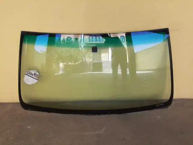 Лобовое стекло от Toyota Prado 120, Душанбе