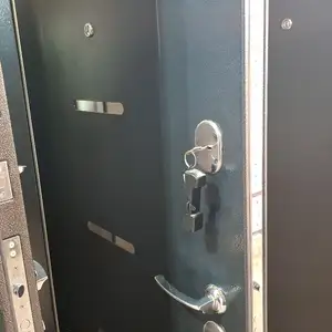Входная дверь, Душанбе