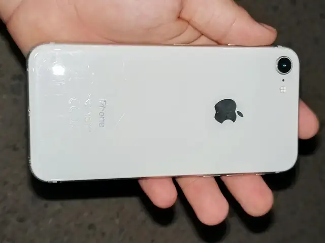 Apple iPhone 8, 64 gb, Silver, Душанбе