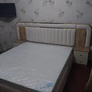 Двухспальная кровать, Душанбе