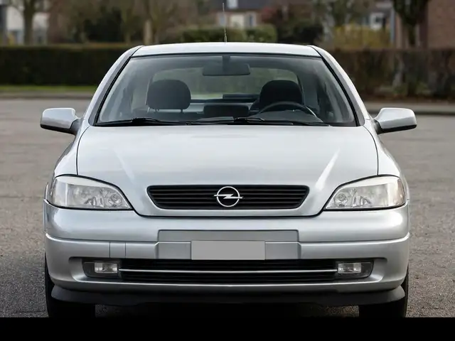 Лобовое стекло от Opel Astra G, Душанбе