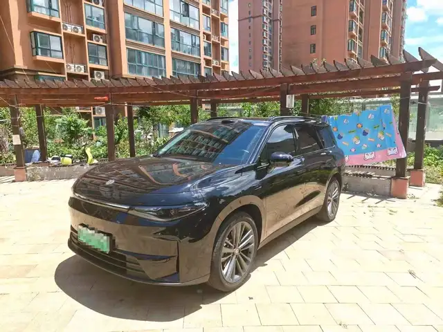 Leapmotor C16