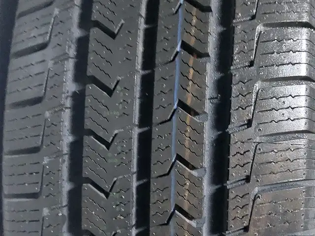 Шины R16, Душанбе