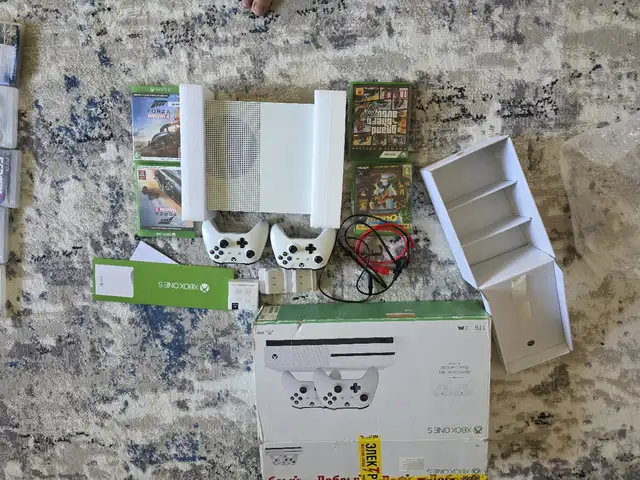 Игровая приставка Xbox one s 1tb, Исфара