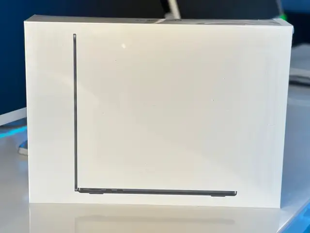 Ноутбук Apple Macbook air M2 16/256gb, Худжанд