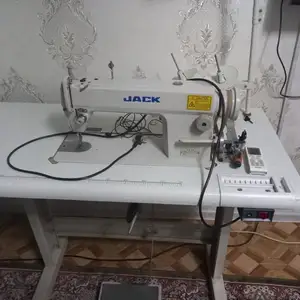 Мошинаи Jack, Душанбе