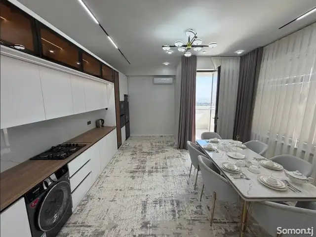 3-комн. квартира, 15 этаж, 100м², Шолкамбинат, Хуҷанд