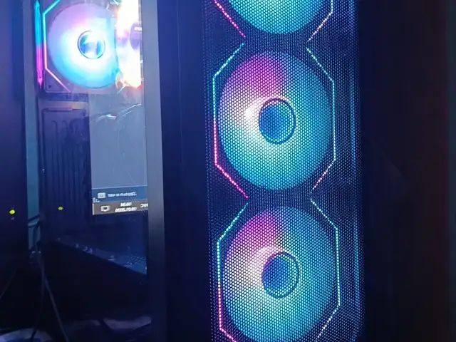 Системный блок intel core i7-4790. ram 16 gb. 128 ssd 500 hdd amd Radeon rx 570, Душанбе