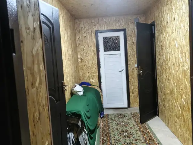 Комната в 1-комн. квартире, 1 этаж, 103мкр, Душанбе