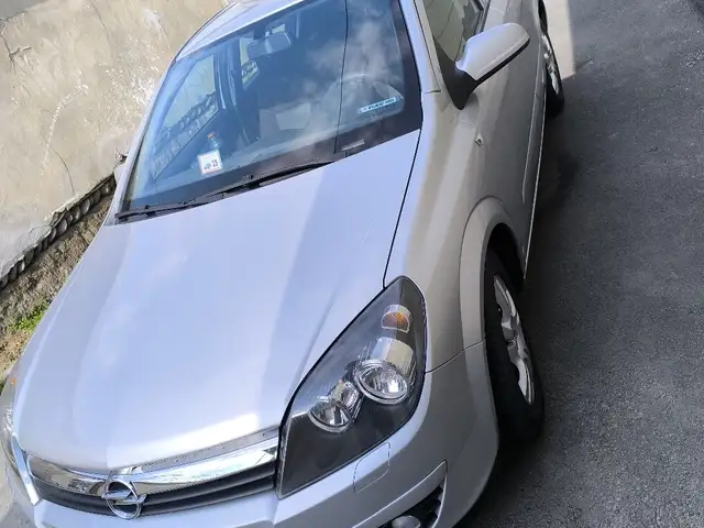 Opel Astra H