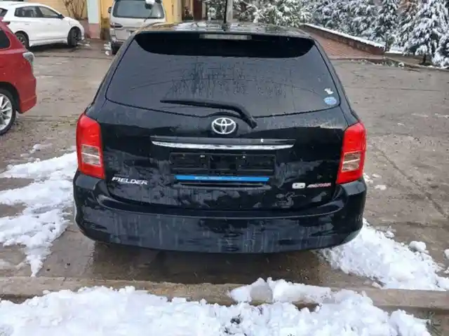 Заднее стекло от Toyota Fielder, Душанбе