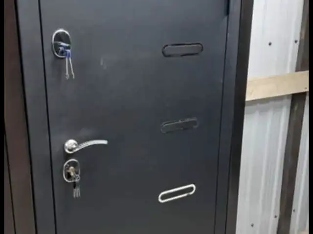 Входная дверь, Душанбе