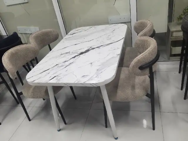 Стол и стулья, Душанбе