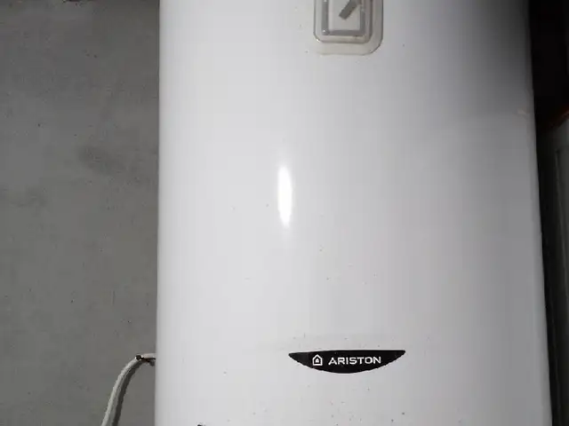 Водонагреватель Ariston 80л, Душанбе