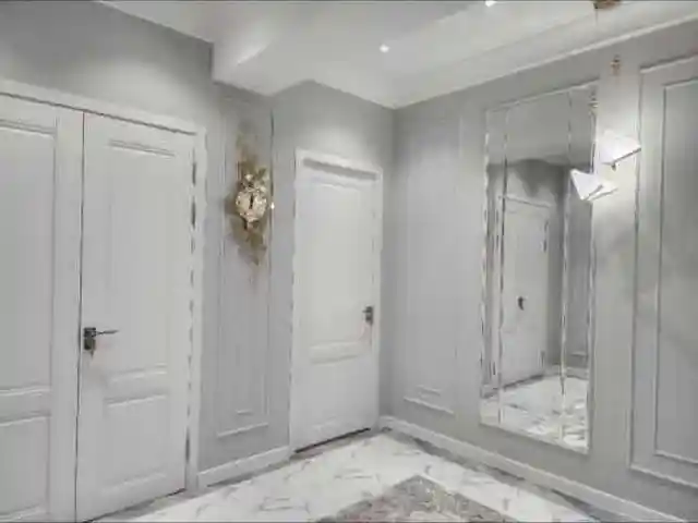 Дверь, Душанбе