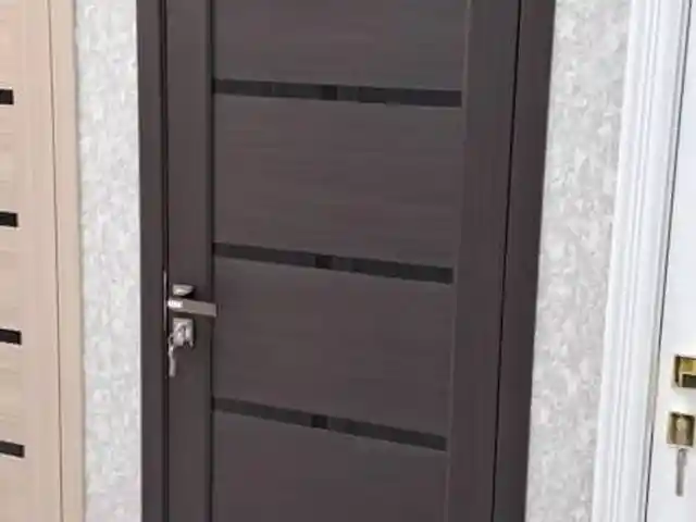 Дверь, Душанбе