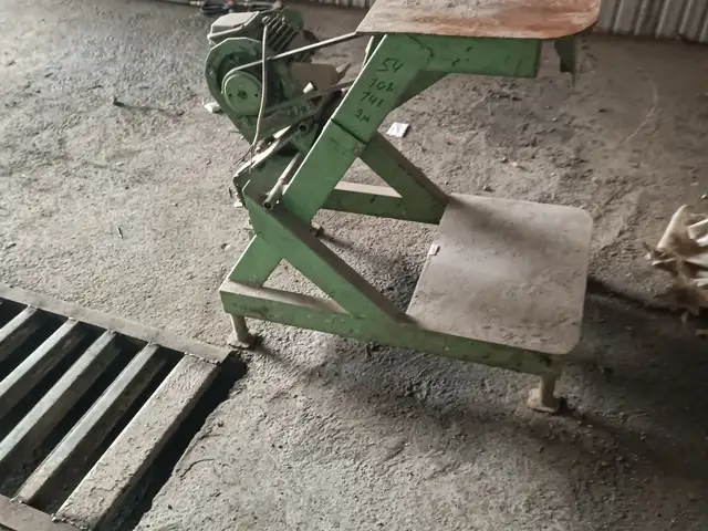 Точильный станок, Бобоҷон Ғафуров