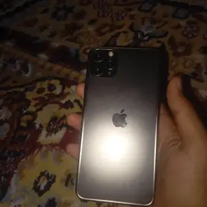 Apple iPhone 11 Pro Max, 64 gb, Midnight Green, Душанбе