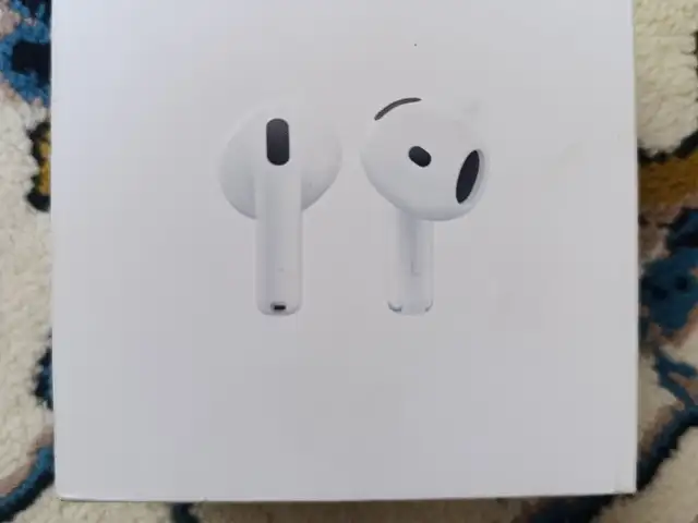 Беспроводные наушники AirPods 4, Душанбе