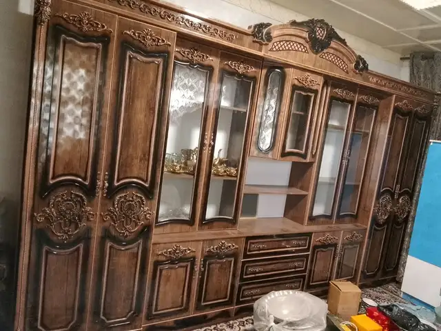 Гарнитур спальный, Конибодом