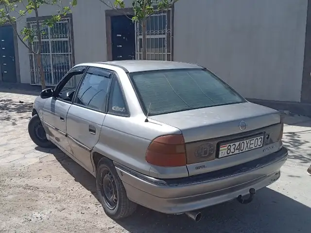Opel Astra F