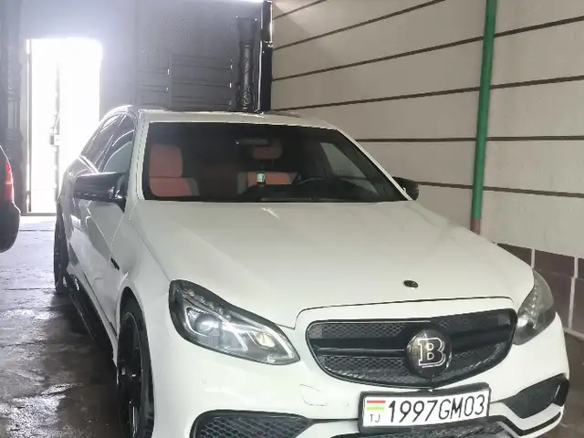 Mercedes-Benz E class