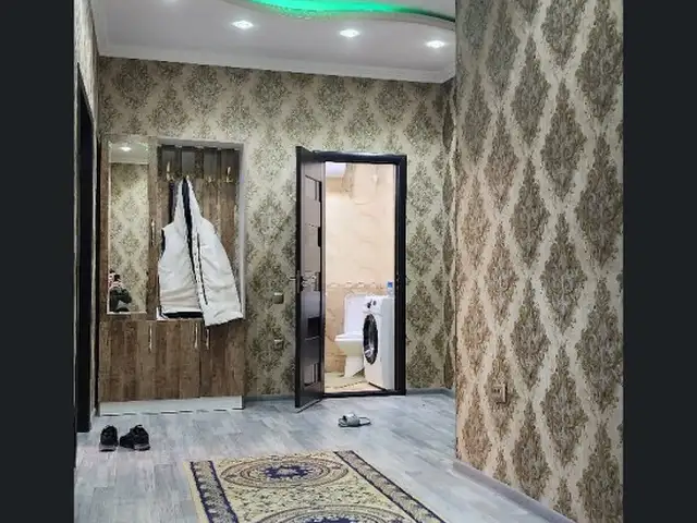 2-комн. квартира, 4 этаж, 100м², Доми НОК бозорча, Душанбе