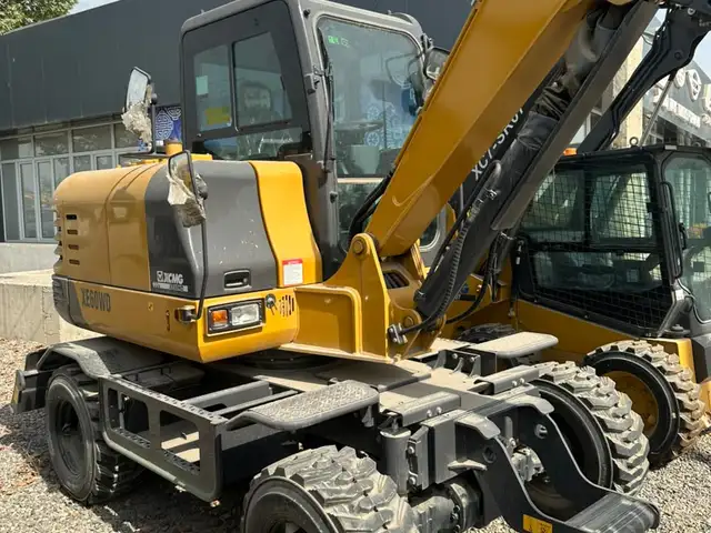 Экскаватор 60WD, Душанбе