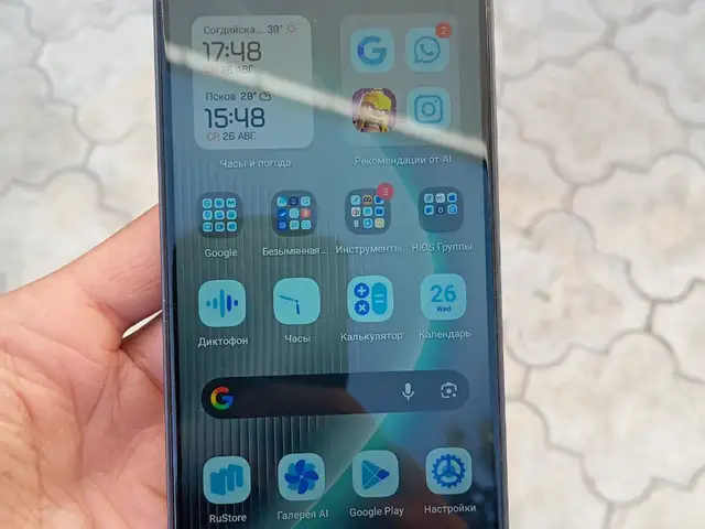 Tecno pova 7 NEO, Исфара