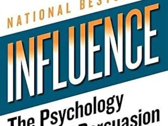 Книга Influence на английском, Душанбе