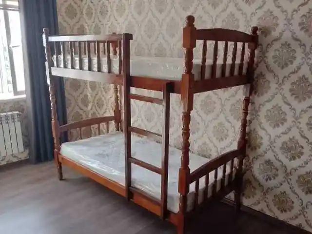 Двухъярусная кровать, Душанбе