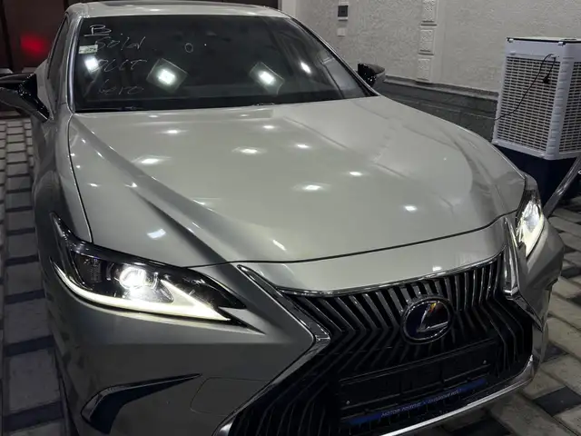 Lexus ES series