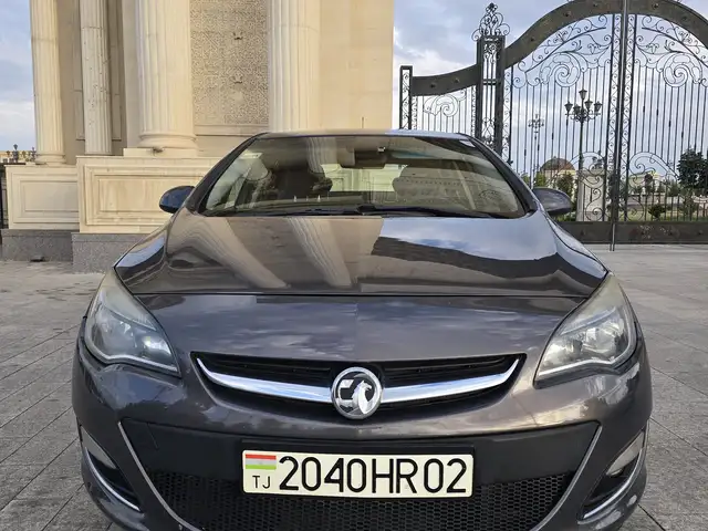 Opel Astra J