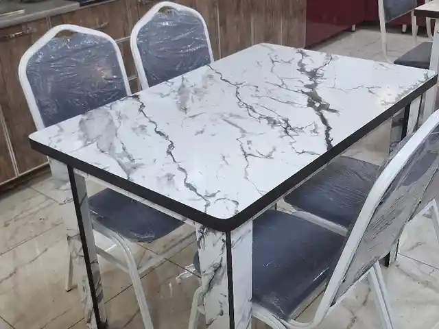 Стол и стулья, Душанбе