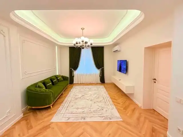 2-комн. квартира, 7 этаж, 85м², И. Сомони, Душанбе