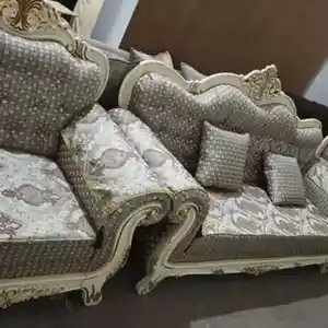 Диван с креслами, Душанбе