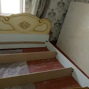 Кровать со шкафом, Бохтар (Курган-Тюбе)
