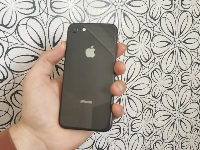 Корпус IPhone 8 со всеми шлейфами, Душанбе